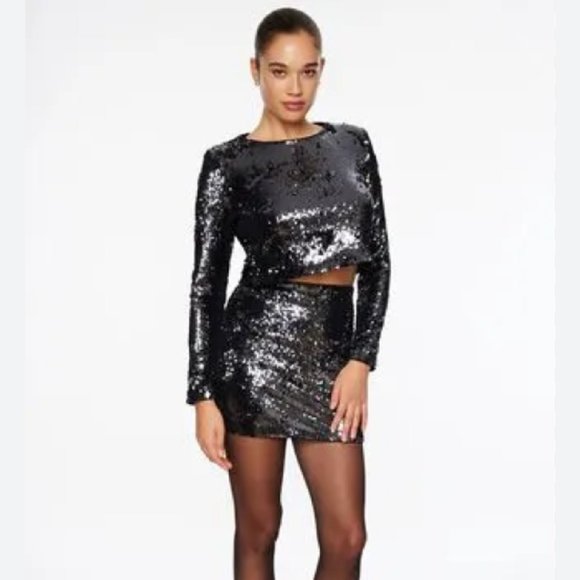 Dynamite Black Sequin Mini Skirt & Long Sleeve Crewneck Sequin Top set NWTO *XS* - Picture 1 of 10